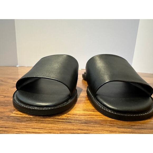 Karl Lagerfeld Paris Women's Gloria Leather Slides Black Size 6M NWT Minimalist - Picture 4 of 8